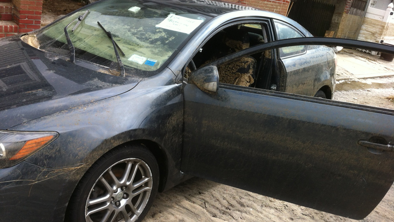 Illustration for article titled How to Identify a Formerly-Flooded Car